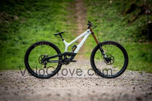 YT Industries Tues CF fiche technique et avis